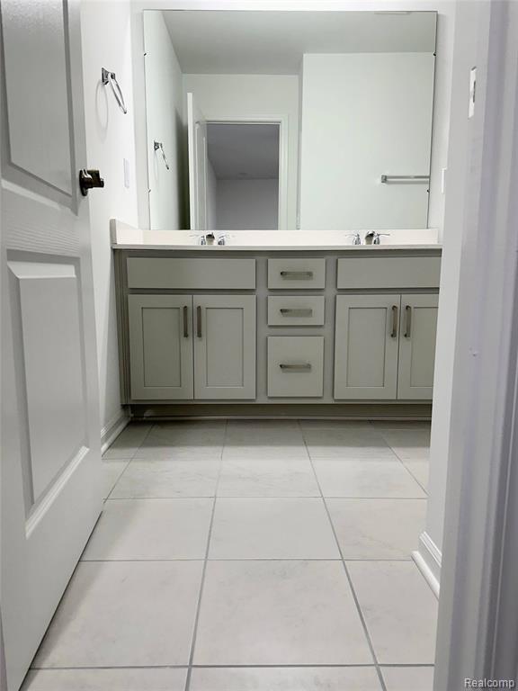 5562 E Spaniel Drive, Ann Arbor, MI 48108 — Photo 13