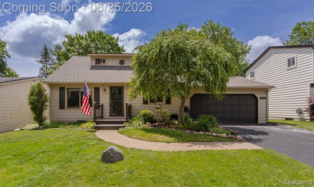 4741 Meadowbrook Avenue, Clarkston, MI 48348 — Photo 2