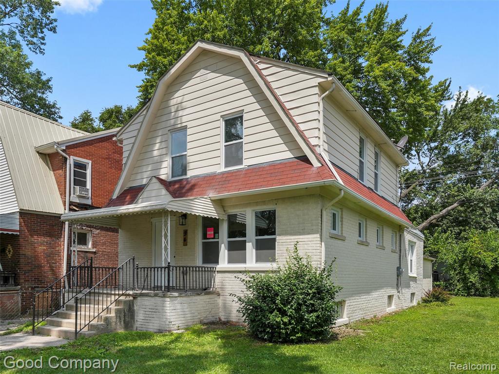 94 W Evelyn Avenue, Hazel Park, MI 48030 — Photo 2