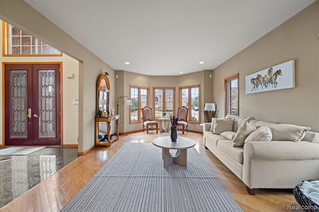 49332 GOLDEN LAKE Drive, Shelby Twp, MI 48315 — Photo 26