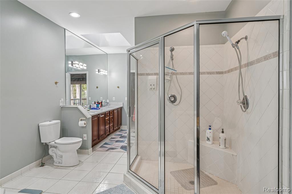 5812 Pine Breeze Drive, Clarkston, MI — Photo 20