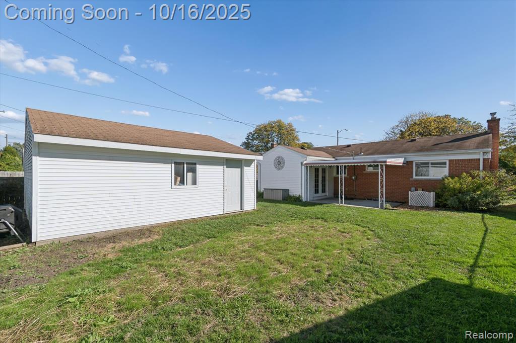 6439 Huntleigh Street, Garden City, MI — Photo 40