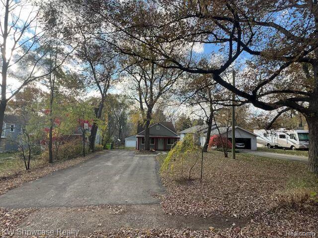 609 Elkinford Drive, White Lake, MI 48383 — Photo 30