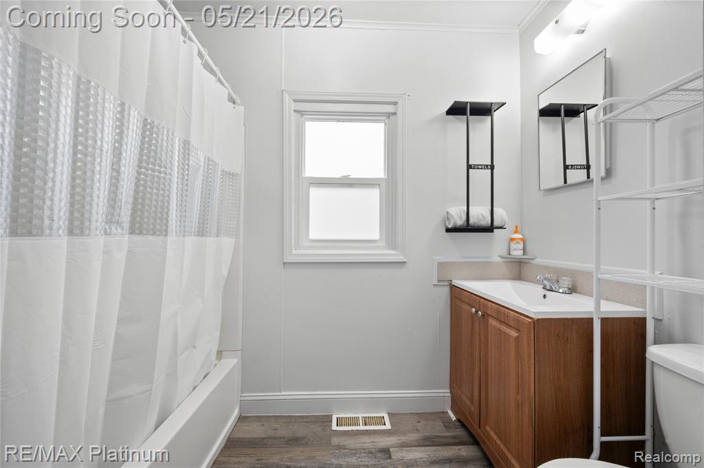 6116 Lapeer Road, Burton, MI 48509 — Photo 7