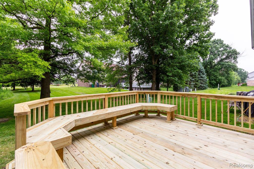 23278 Stromp Court, Trenton, MI 48183 — Photo 4