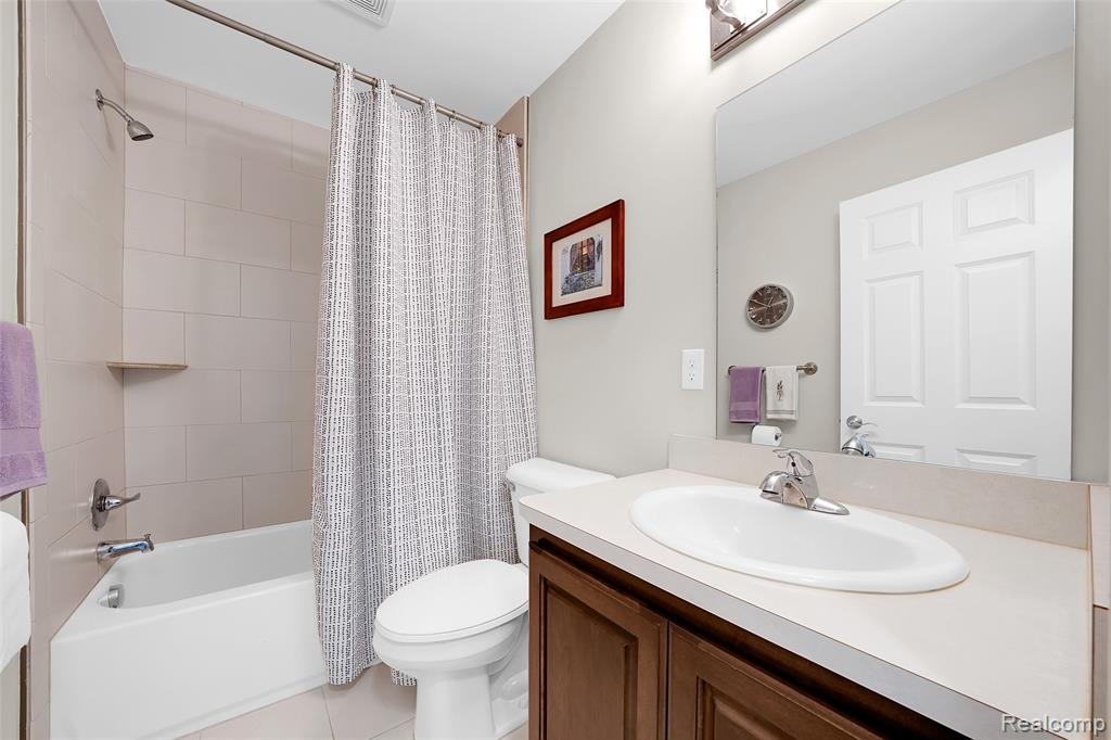 47302 Joanne Smith Lane, New Baltimore, MI — Photo 14