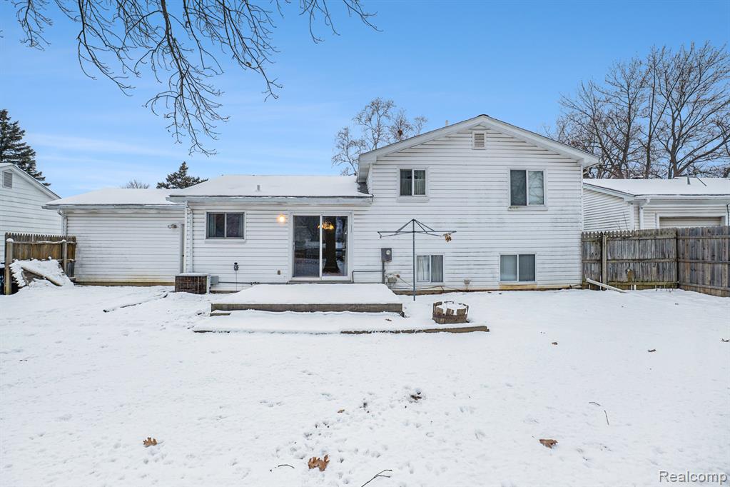 5023 Spring Well Lane, Grand Blanc, MI 48439 — Photo 28
