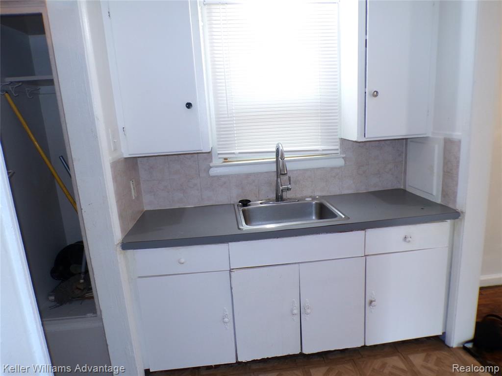 9162 Audubon Road, Detroit, MI 48224 — Photo 5