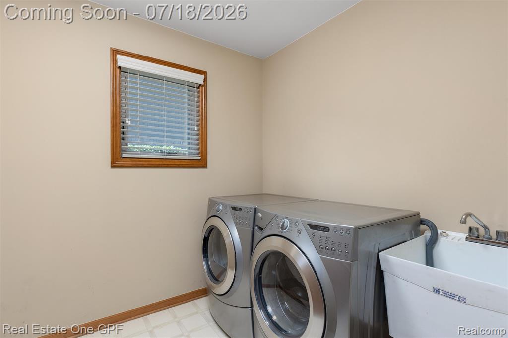 39931 Brylor Court, Clinton Twp, MI 48038 — Photo 23