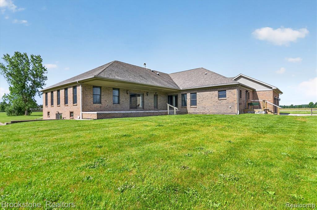 75230 Cryderman Road, Richmond, MI 48062 — Photo 12