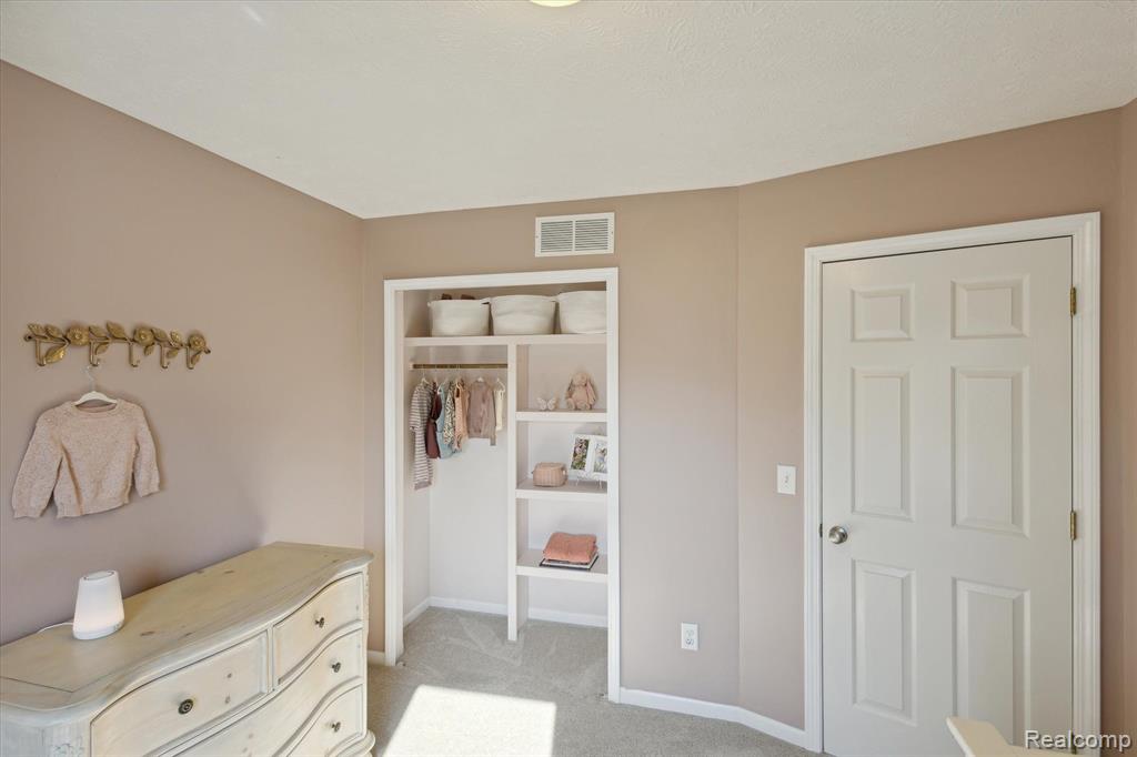 826 CRICKET Crossing, Pinckney, MI 48169 — Photo 21