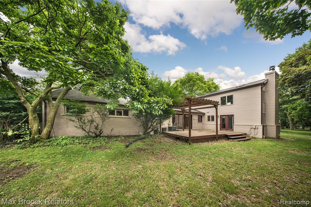 6730 Halyard Road, Bloomfield Hills, MI 48301 — Photo 55