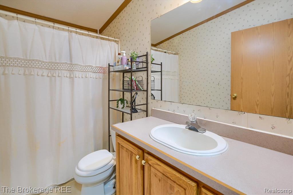 8247 N Center Road, Mount Morris, MI 48458 — Photo 29