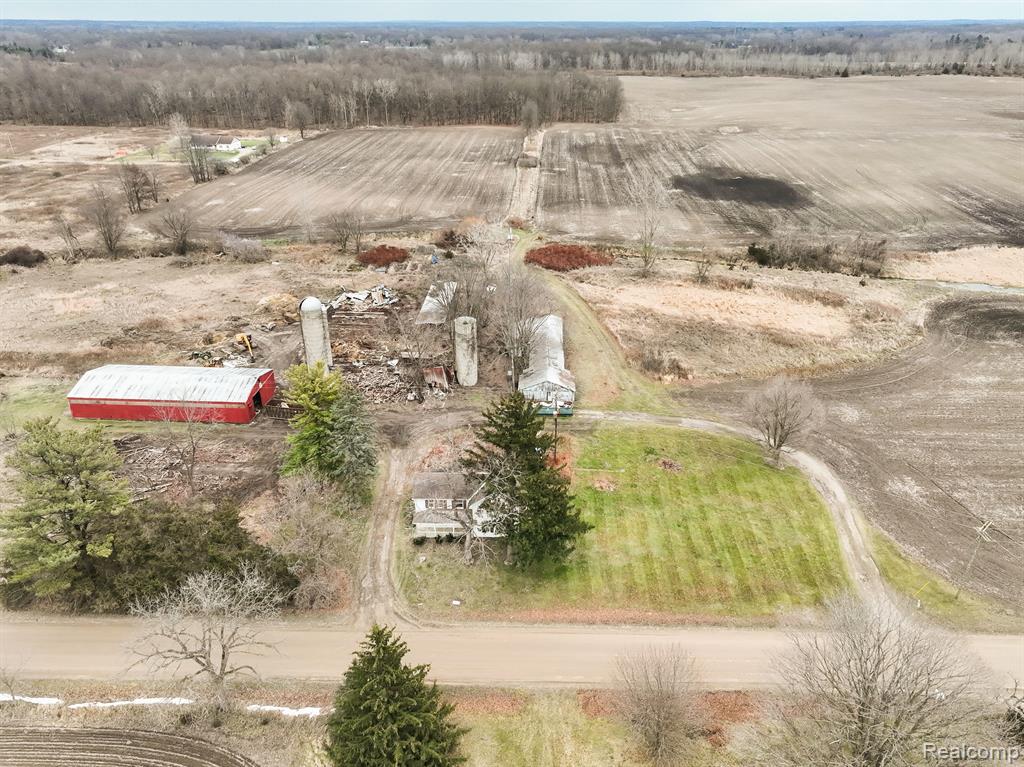 7420 ROBB Road, Fowlerville, MI 48836 — Photo 25