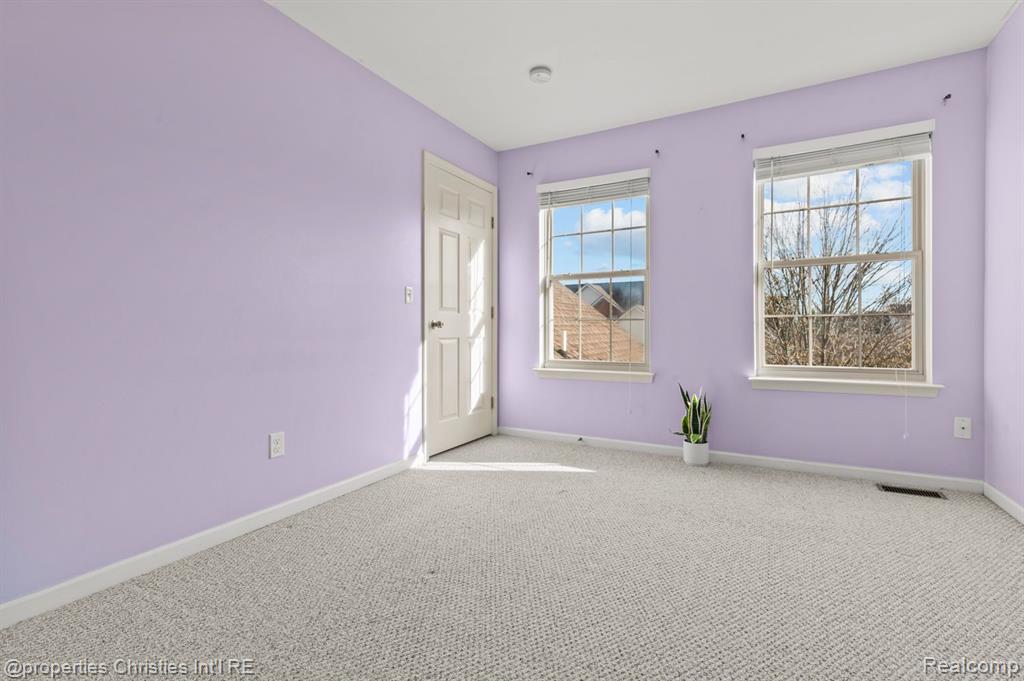 8780 IRONWOOD Drive, Van Buren, MI 48111 — Photo 19