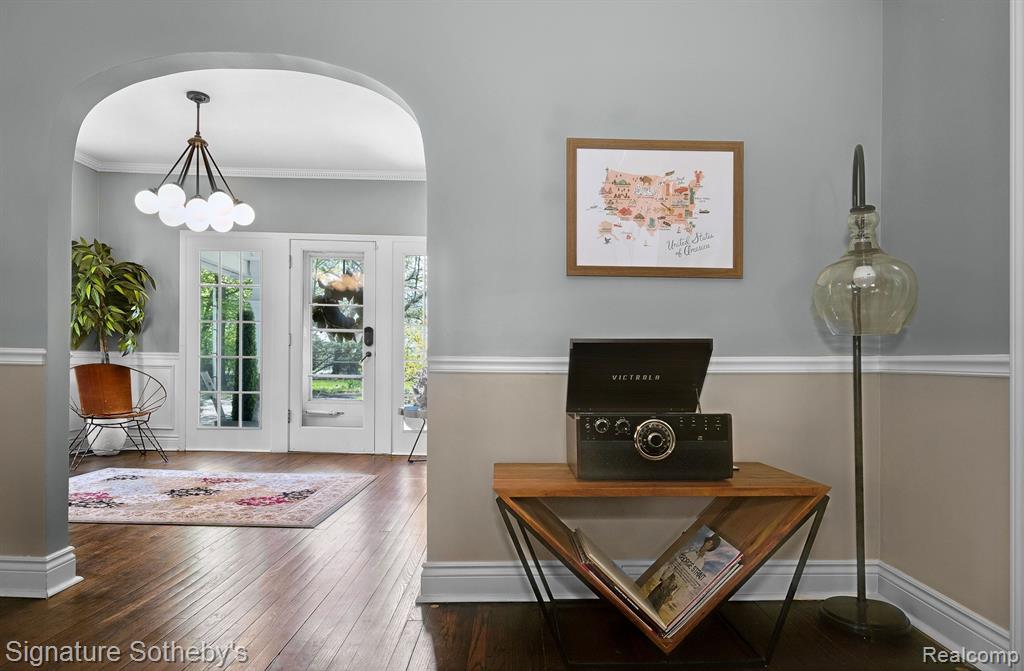 3556 ORCHARD LAKE Road, Orchard Lake Village, MI 48324 — Photo 4