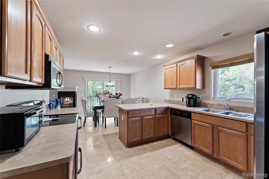 3522 Eagle Creek, Utica, MI 48317 — Photo 7