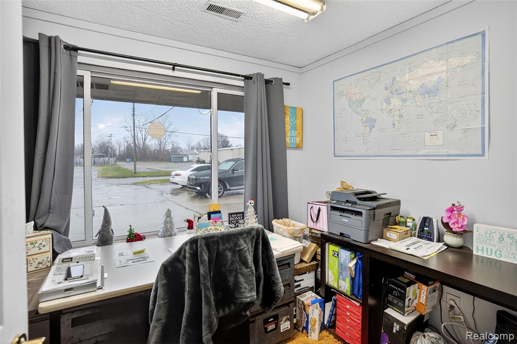 4057 Commerce Drive, Flushing, MI 48433 — Photo 12