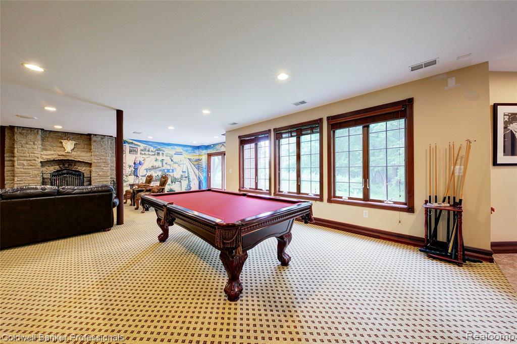 4546 Forest Edge Lane, West Bloomfield, MI 48323 — Photo 81