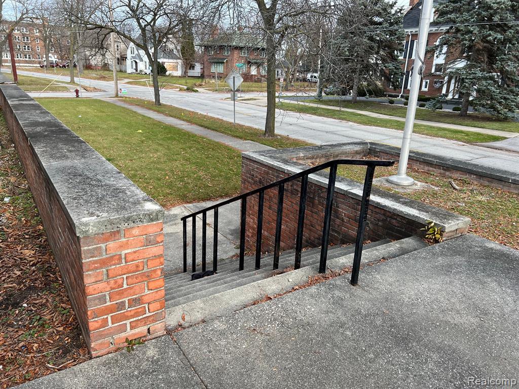 615 S JEFFERSON Avenue, Saginaw, MI 48607 — Photo 44