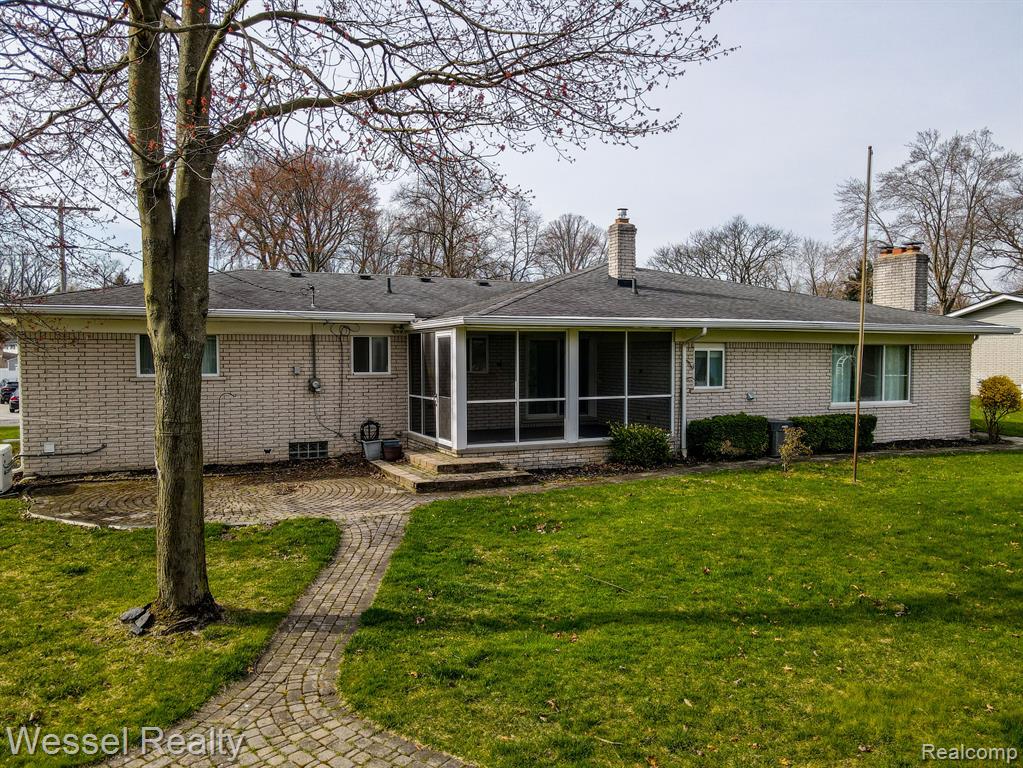 6769 DONNYBROOK Drive, Shelby Twp, MI 48316 — Photo 5