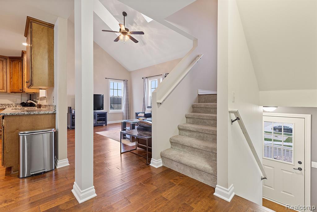 53743 CHAMPLAIN Street, Macomb, MI 48042 — Photo 3