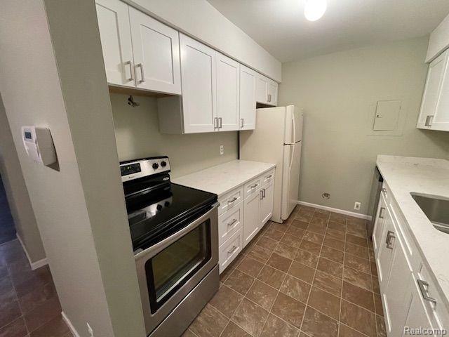 804 S STEPHENSON, Royal Oak, MI 48067 — Photo 2