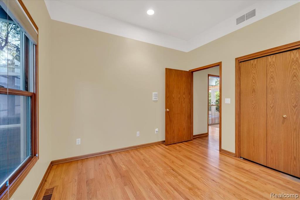 8808 Big Lake Road, Clarkston, MI — Photo 9