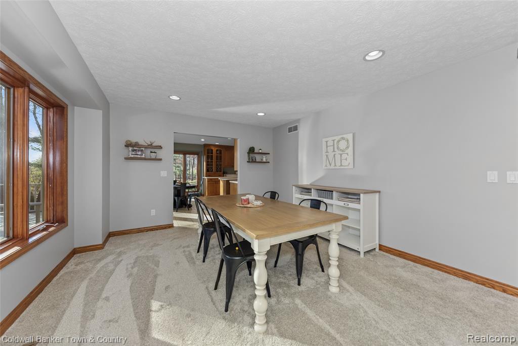 11535 Lancelot Lane, Pinckney, MI 48169 — Photo 28