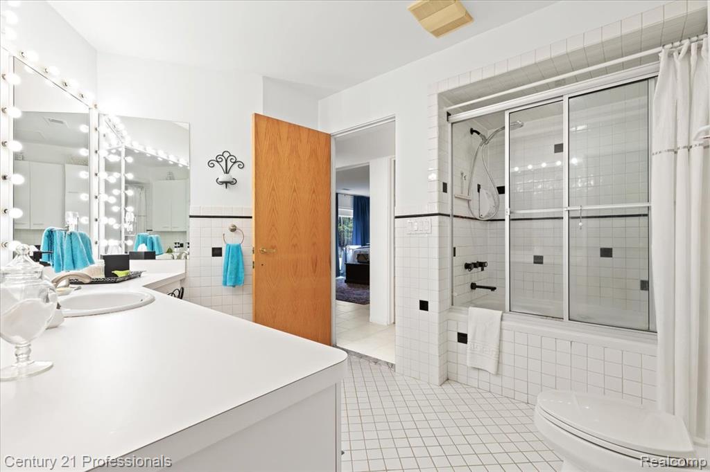 5255 Oak Hill Trail N, Commerce Twp, MI 48382 — Photo 38