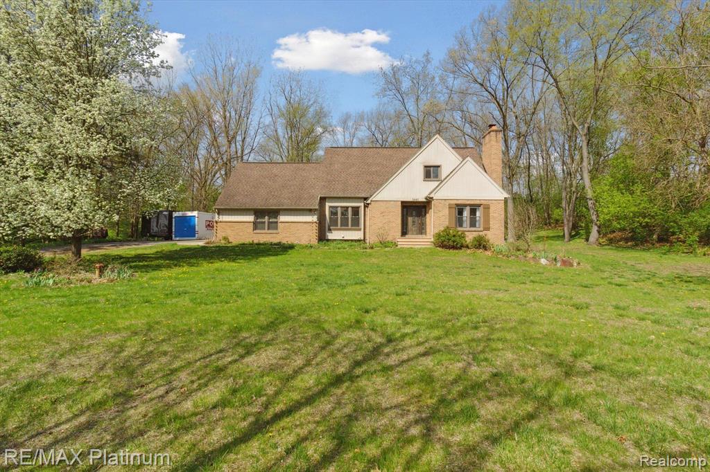 5440 BRADFORD Circle, Brighton, MI 48114 — Photo 43