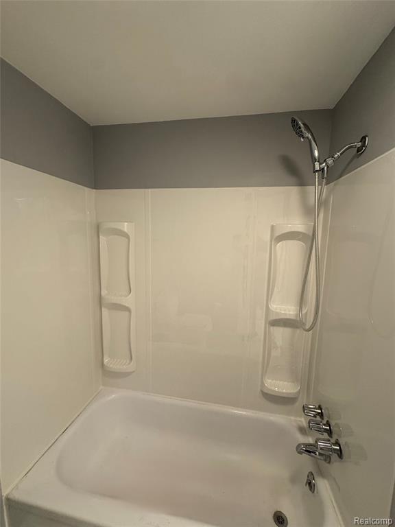 8275 Kennedy Circle, Warren, MI 48093 — Photo 13