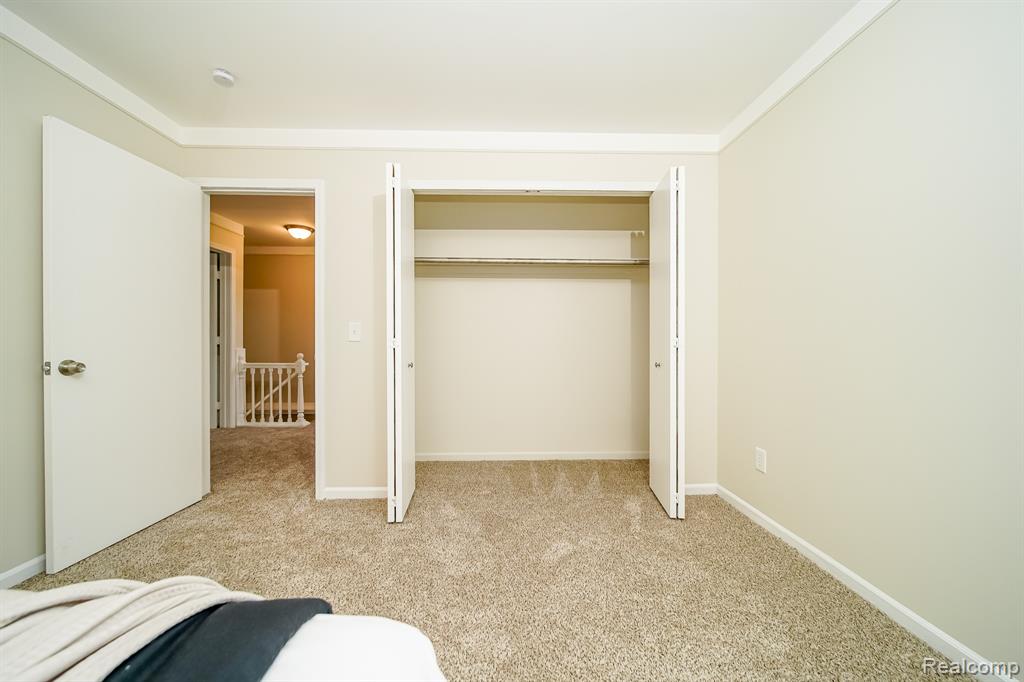 547 Orchard Street, Wyandotte, MI 48192 — Photo 43