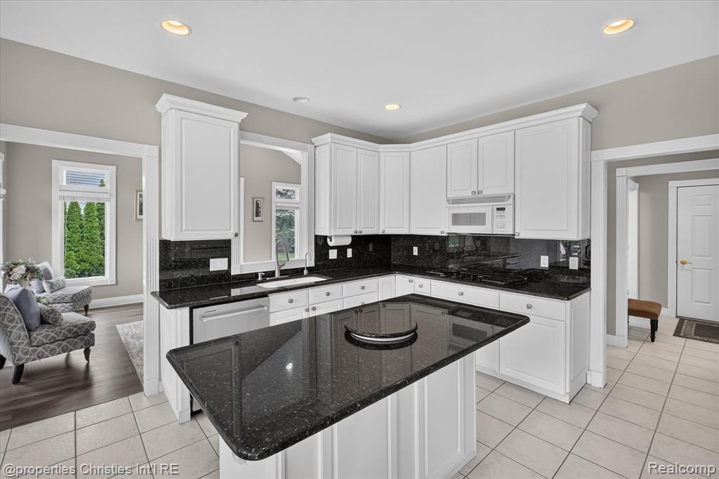 11808 Landers Drive, Plymouth, MI 48170 — Photo 21