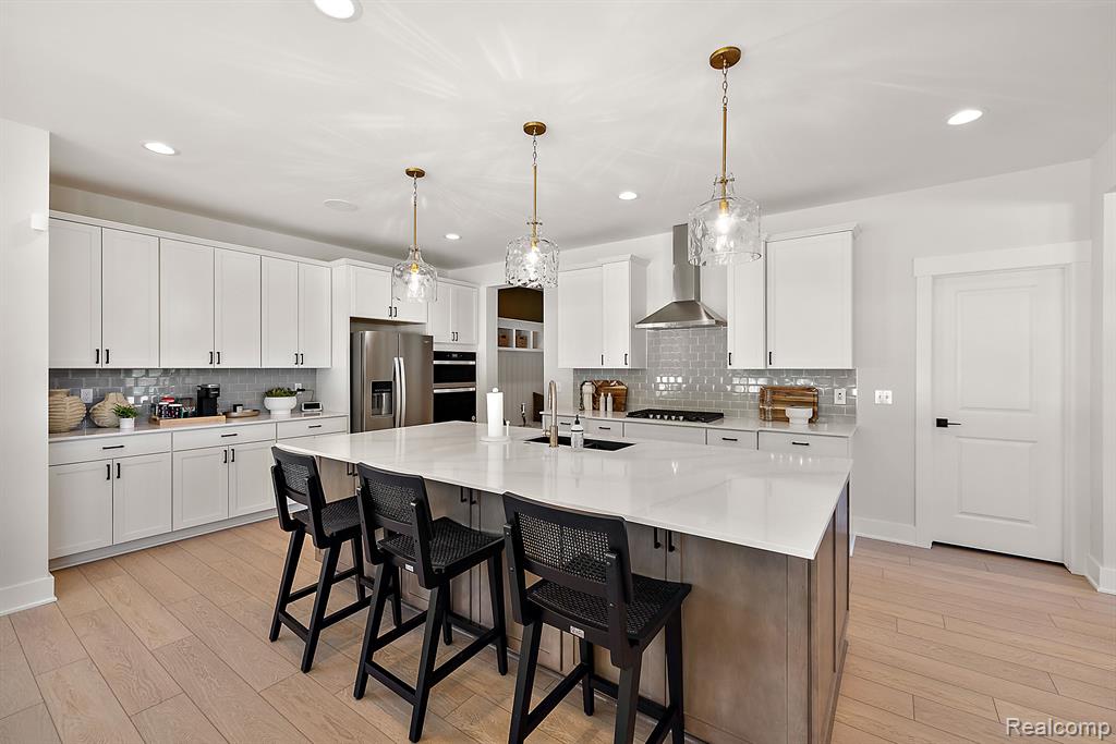 26726 Starters Way, South Lyon, MI 48178 — Photo 22