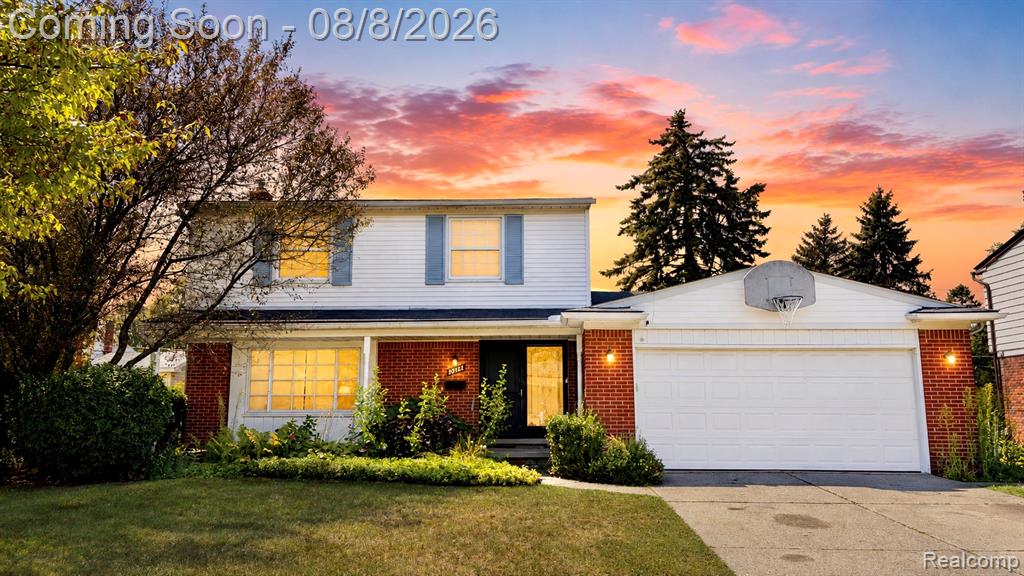 30121 Woodhouse Drive, Warren, MI 48092