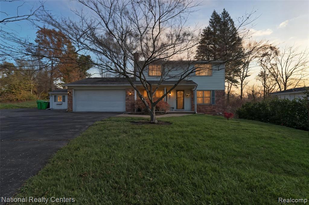 5621 Eastman Boulevard, West Bloomfield, MI 48323 — front exterior