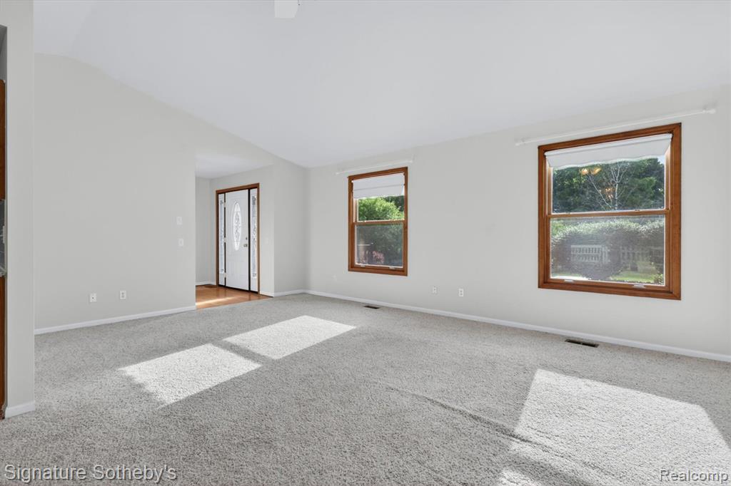 2240 Hidden Lake Trail, Ortonville, MI 48462 — Photo 8