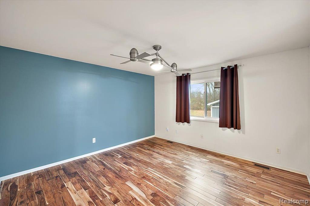 7139 Redmond Street, Waterford, MI 48327 — Photo 27