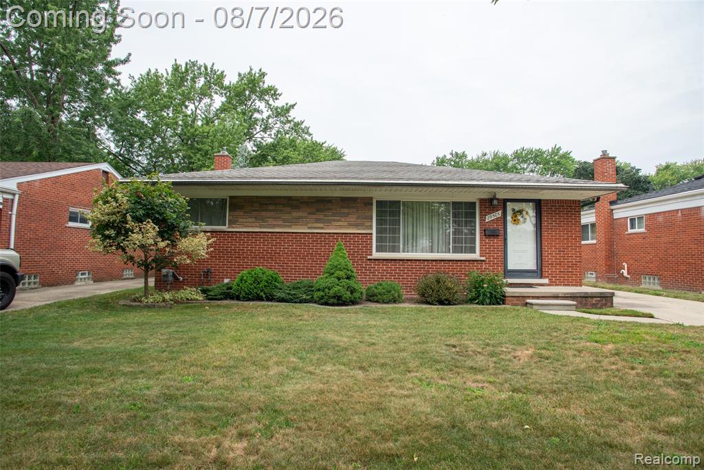 29505 Milton Avenue, Madison Heights, MI 48071