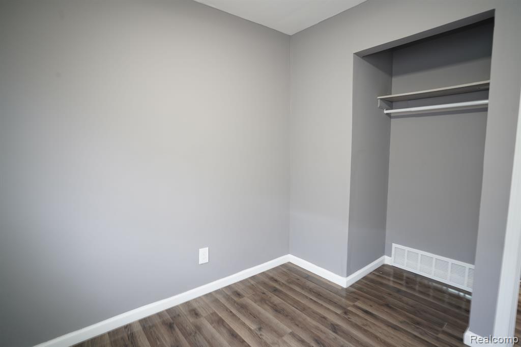 5383 NASSER Street, Flint, MI 48505 — Photo 19