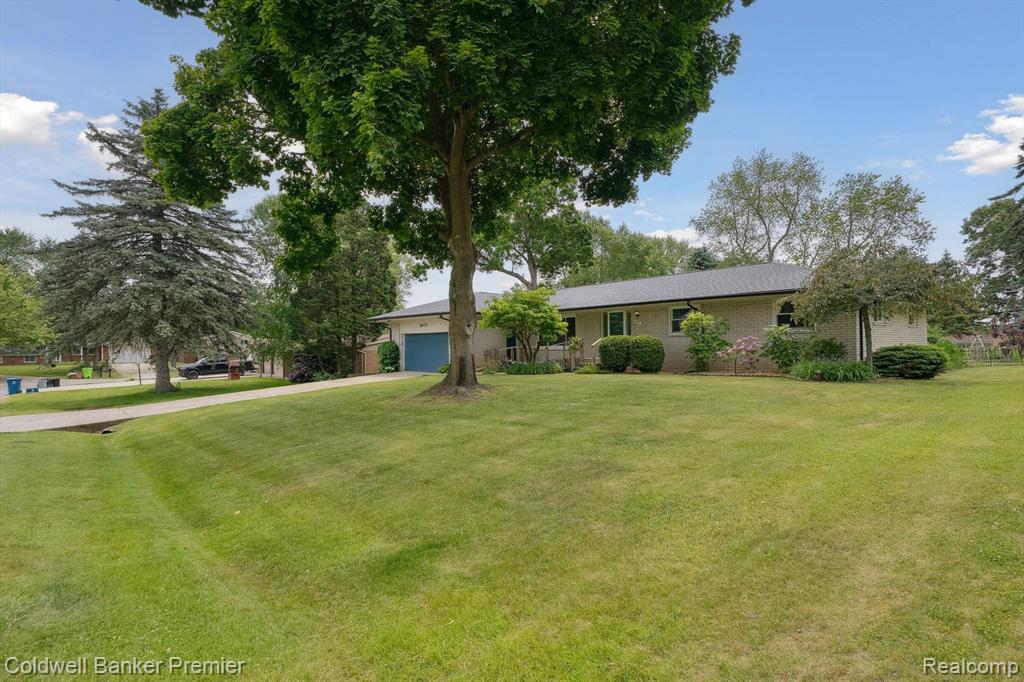 8077 Casa Mia Drive, White Lake, MI — Photo 4