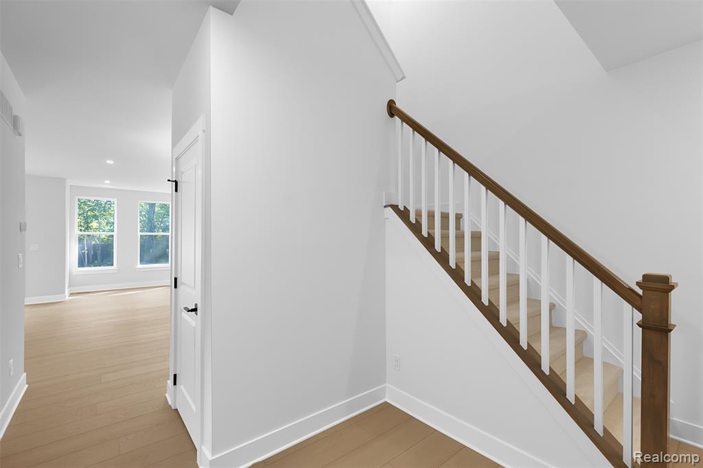9840 Firwood, Plymouth, MI 48170 — Photo 5