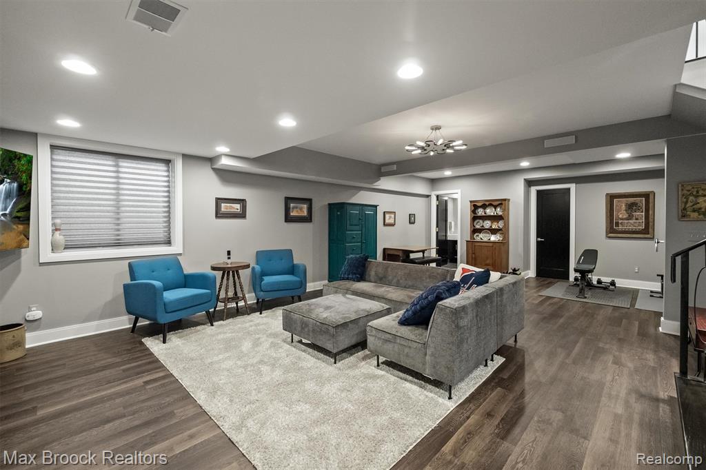 928 Montrose Avenue, Royal Oak, MI 48073 — Photo 53