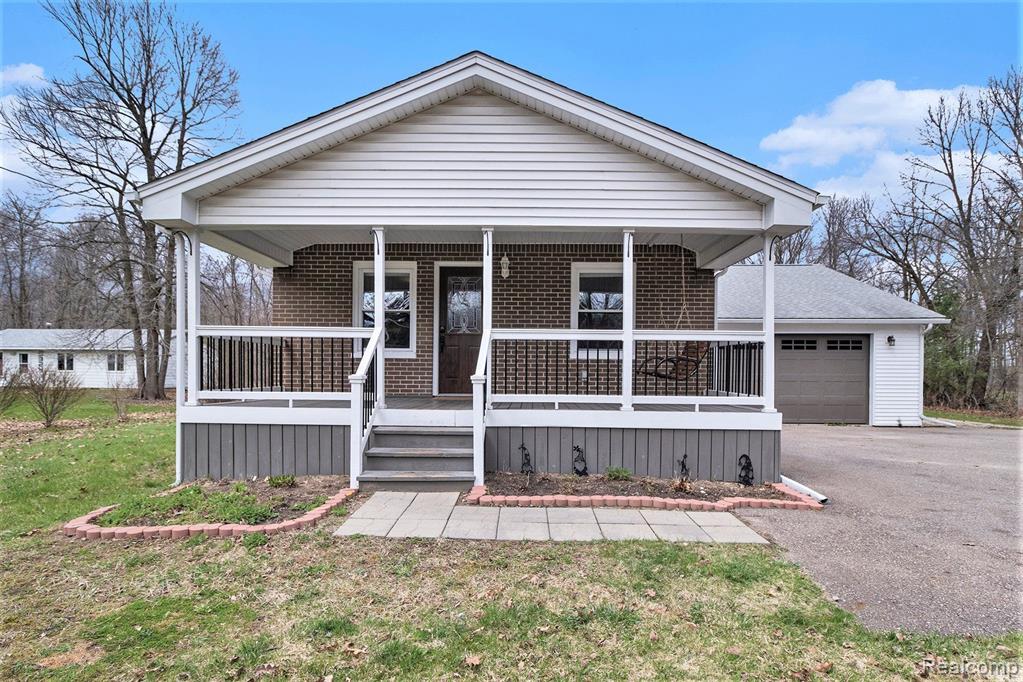 5308 Hammond Road, Lapeer, MI 48446 — Photo 2