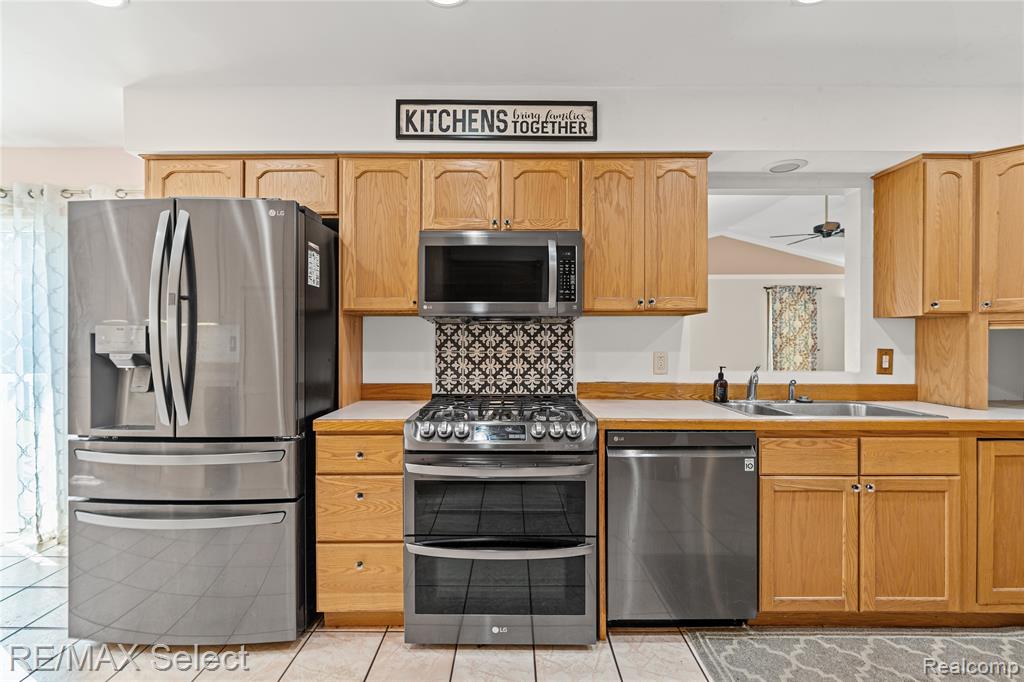 3514 Morrish Road, Swartz Creek, MI 48473 — Photo 13