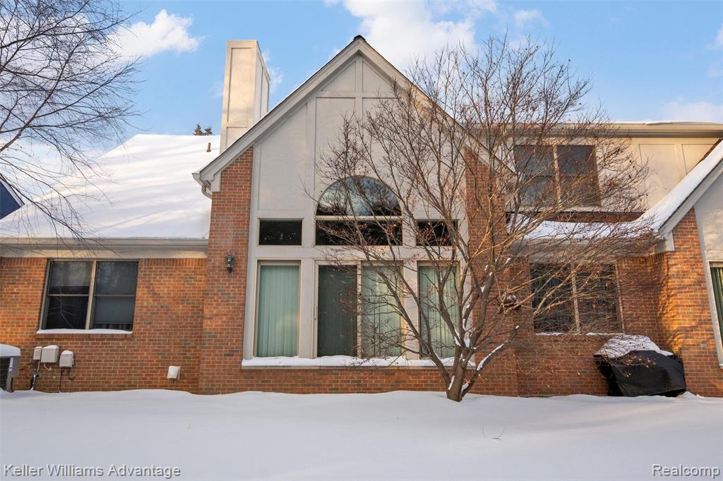 2850 Santia Drive, Troy, MI, 48085