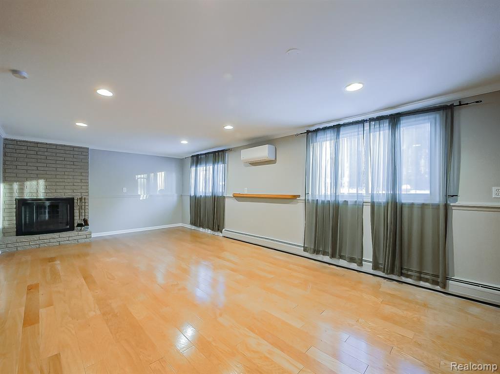 3730 Eastbourne Drive, Troy, MI 48084 — Photo 32