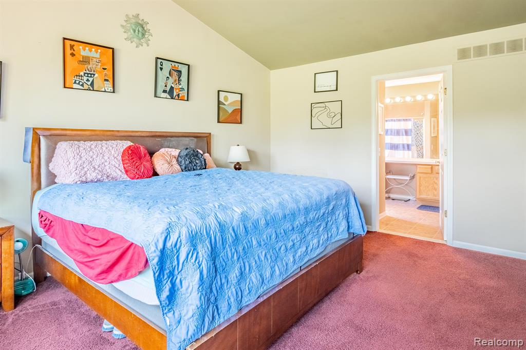 6035 MAPLEVIEW Lane, Ypsilanti, MI 48197 — Photo 20