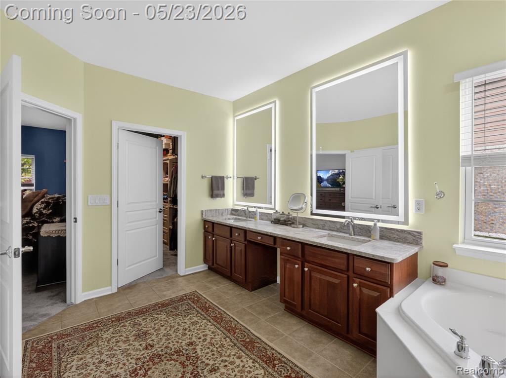 50182 Black Horse Lane, Canton, MI 48188 — Photo 31